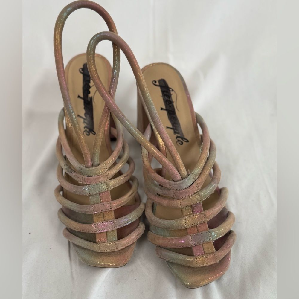 Free People Colette Cinched Heels Rainbow Iridescent Metallic Sz 37.5 US‎ 7